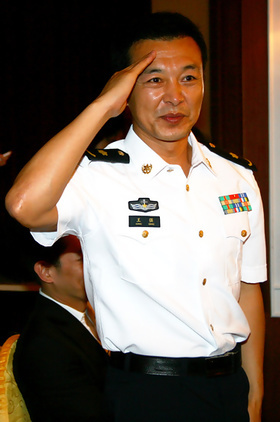 王强个人介绍