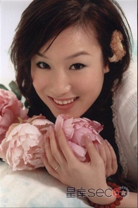 黄杨个人介绍