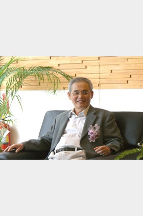 杨牧个人介绍