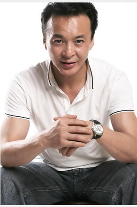 石文中个人介绍