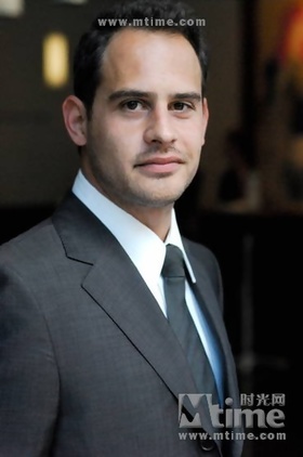 莫里兹·布雷多个人介绍