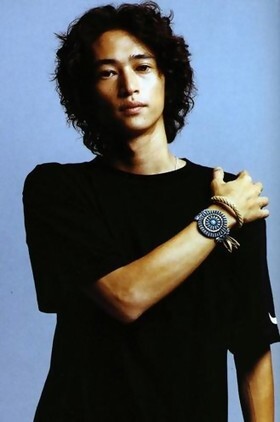 洼冢洋介个人介绍