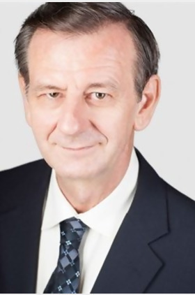 Gus Rhodes个人介绍