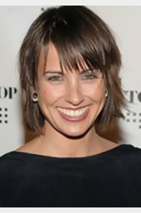 康斯坦斯·齐默Constance Zimmer个人介绍