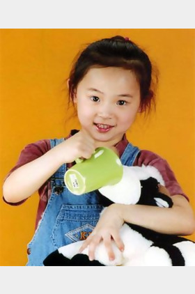 裘立尔个人介绍