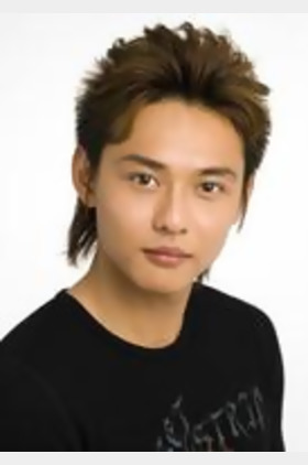 石垣佑磨个人介绍