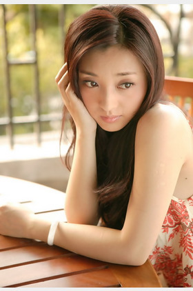 姜鸿个人介绍