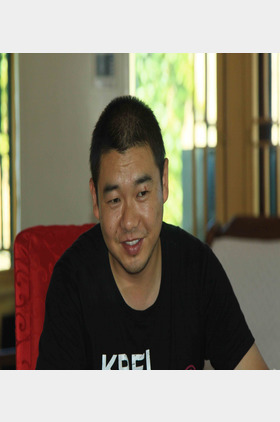 苗壮个人介绍
