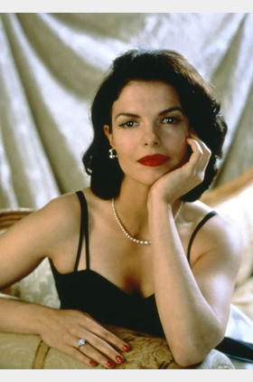 珍妮·特里普里霍恩个人介绍