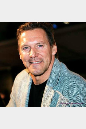 拉尔夫·莫勒个人介绍