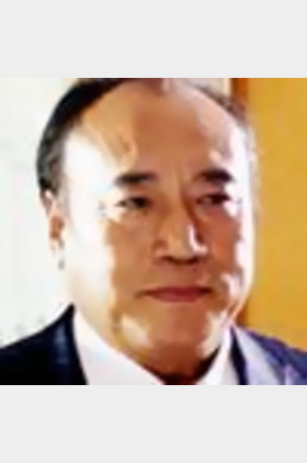 薄贯君个人介绍