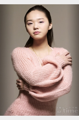 李罗利个人介绍