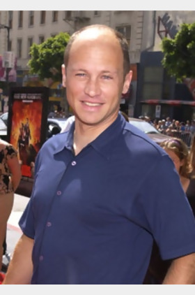 迈克·乔吉个人介绍