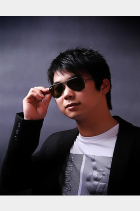 严龙个人介绍