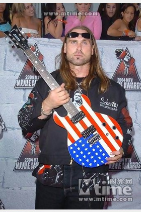 安德鲁·布莱尼亚斯基Andrew Bryniarski个人介绍