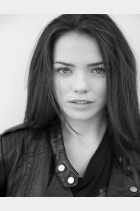 杰玛·达兰德个人介绍