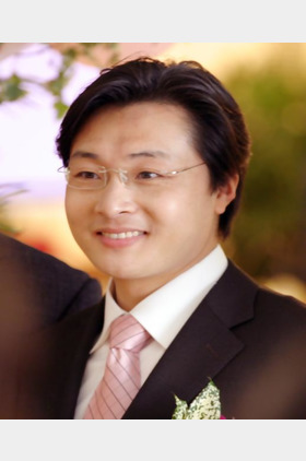 UttPanichkul个人介绍