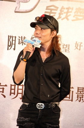 李麒麟个人介绍