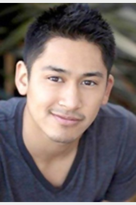 杰瑞米·马里纳斯个人介绍