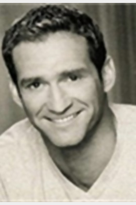 蒂姆·康诺利个人介绍