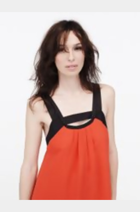 艾妮安娜·姬儿个人介绍