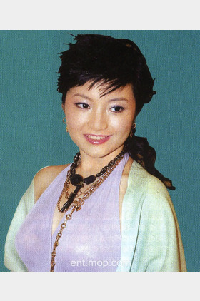 岑宝儿个人介绍