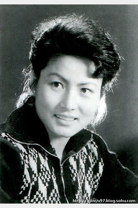 赵凤霞个人介绍