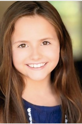 艾娃·阿卡丝个人介绍