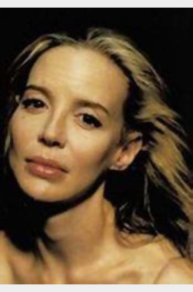 安娜·莱文个人介绍