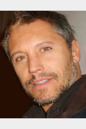 麦克斯·瑞恩个人介绍