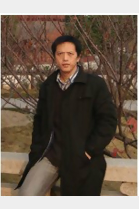 钟鸣个人介绍