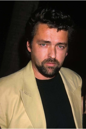 安古斯·麦克菲登个人介绍