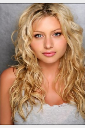 艾莉森·米夏卡个人介绍