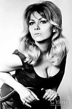 英格丽德·皮特个人介绍