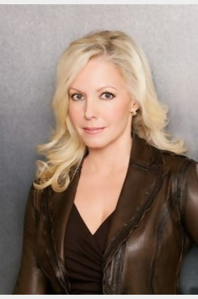 Kym Karath个人介绍