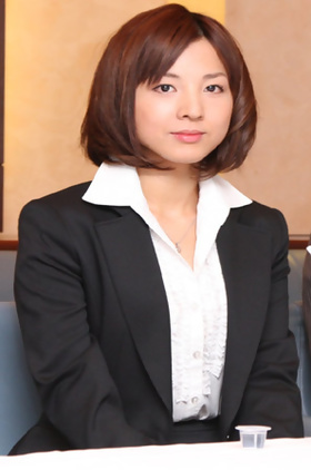 小出早织个人介绍