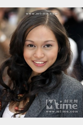 梅赛德丝·卡布莱个人介绍