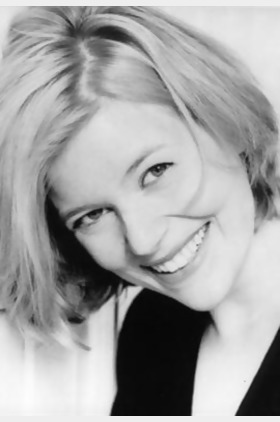 露西·阿科斯特Lucy Akhurst个人介绍