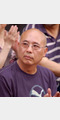 何群照片